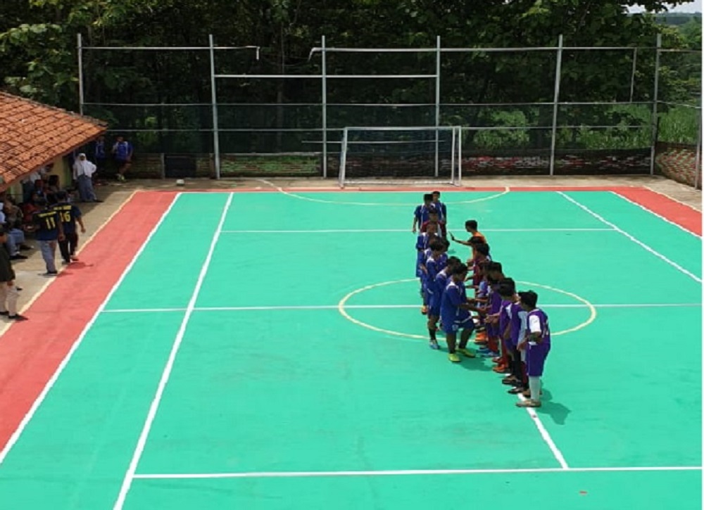 Lapangan Fusal dan Tenis Lapangan